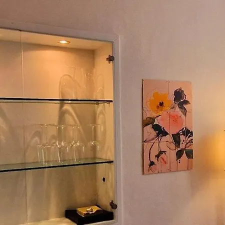 Casa Luini - New, Welcoming And Modern In The Historic Centre Of Como, With 2 Bedrooms And 1 Complete Bathroom And A Fully Equipped Kitchen Комо
