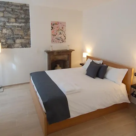 דירה Casa Luini - New, Welcoming And Modern In The Historic Centre Of Como, With 2 Bedrooms And 1 Complete Bathroom And A Fully Equipped Kitchen קומו