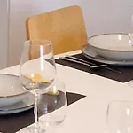 Casa Luini - New, Welcoming And Modern In The Historic Centre Of Como, With 2 Bedrooms And 1 Complete Bathroom And A Fully Equipped Kitchen * Como