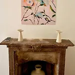 Casa Luini - New, Welcoming And Modern In The Historic Centre Of Como, With 2 Bedrooms And 1 Complete Bathroom And A Fully Equipped Kitchen Como