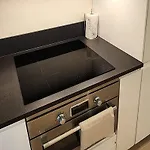 Casa Luini - New, Welcoming And Modern In The Historic Centre Of Como, With 2 Bedrooms And 1 Complete Bathroom And A Fully Equipped Kitchen Lägenhet