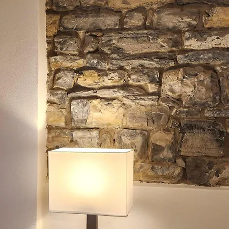 Casa Luini - New, Welcoming And Modern In The Historic Centre Of Como, With 2 Bedrooms And 1 Complete Bathroom And A Fully Equipped Kitchen * Como